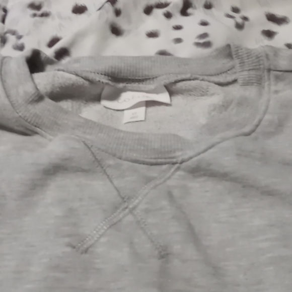 Shirt - Picture 4 of 4